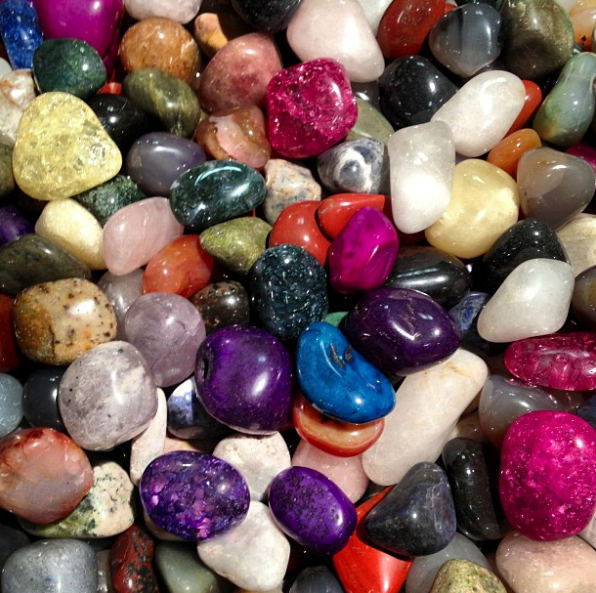 Medieval Lapidaries: the original crystal books