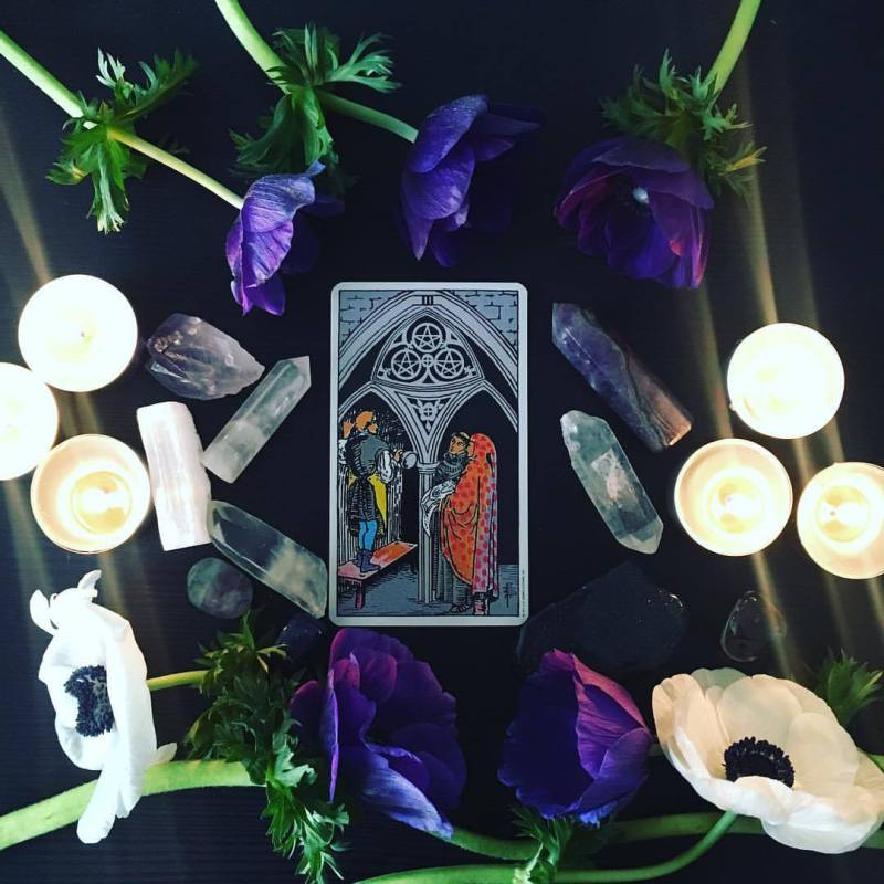 Tarot: Your intuitive introspection tool